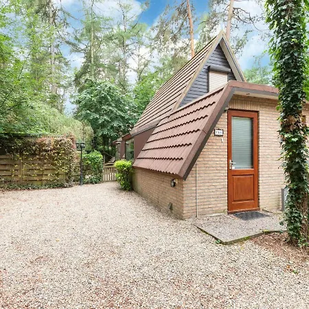 Cozy In In A Wooded Area Lanaken